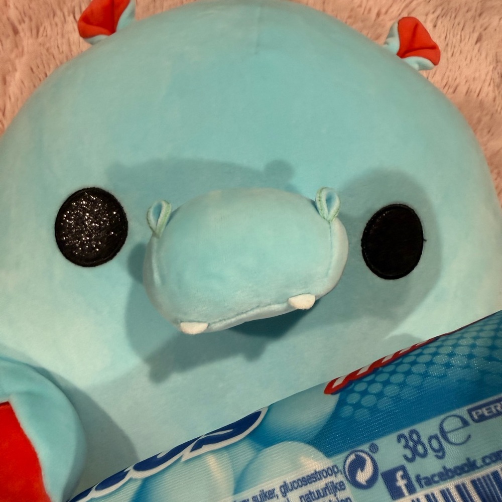 ZURU Snackles (Mentos Hippo Super Sized 14 inch Plush by ZURU - Picture 12 of 13